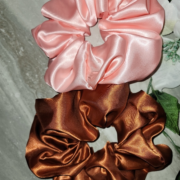 2 for 25! Giant satin scrunchies! - Picture 7 of 9